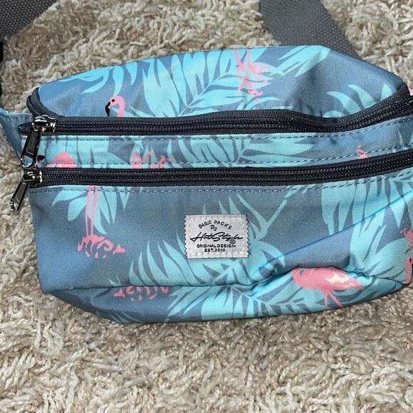 HotStyle 521s Small Fanny Pack Waist Bag for Women - Picture 2 of 13